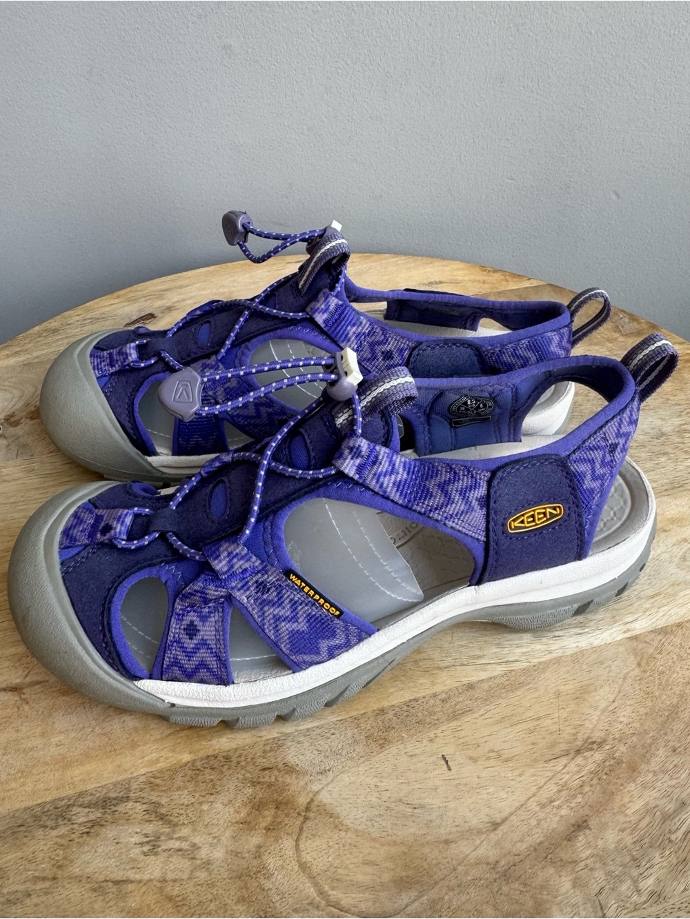 KEEN Venice H2 Purple Pattern Sport Waterproof Hiking Sandals Shoes Women's 8.5